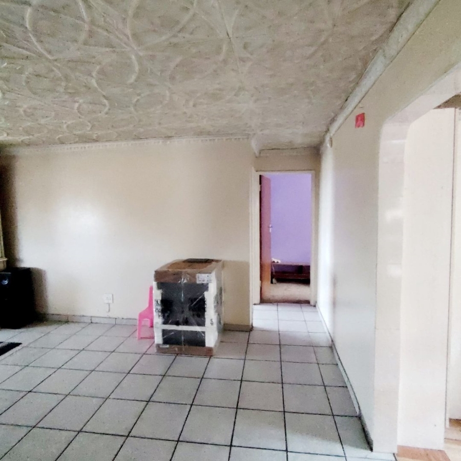 6 Bedroom Property for Sale in Mdantsane Nu 17 Eastern Cape